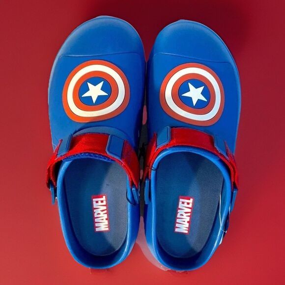 Mens Ground Up Marvel Captain America Avengers Clogs Brand New w/ Tags Size 12 - Picture 1 of 8